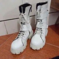 بوت سایز ۳۷ سفید