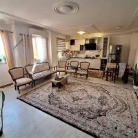 ۸۴متری/ سنددار/ خوش نقشه / غرق نور