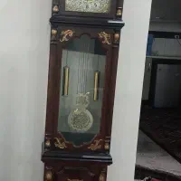 ساعت دیواری قهوه ای