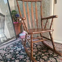 صندلی راک چوبی نو