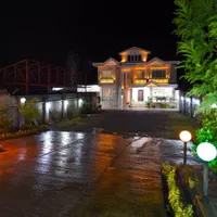 ویلا باغ ۴ خواب استخردار با جکوزی در بندرانزلی|اجارهٔ کوتاهمدت ویلا و باغ|بندر انزلی, چهارفریضه|دیوار