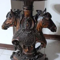 میز عسلی طرح دواسب . و عقاب گچی