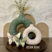 دکوری و گلدان