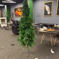 گیاه گلدان درخت کریسمس به فروش میرسد|گل و گیاه طبیعی|تهران, دریاچه شهدای خلیج فارس|دیوار