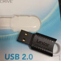 فلش لکسار 32 گیگابایت مدل v40