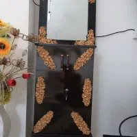 جاکفشی|جاکفشی، کمد، دراور|صحنه, |دیوار