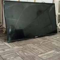 تلویزیون 43 اینچ شکسته