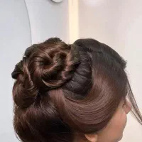 میکاپ و شینیون فقط ۵۰۰|خدمات آرایشگری و زیبایی|رشت, دیانتی|دیوار