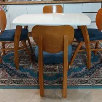 میز ناهار خوری