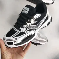 کفش سایز41،42،43،44موجوده