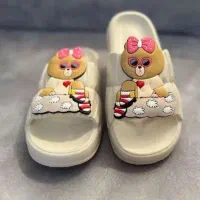 دمپایی|کیف، کفش، کمربند|بومهن, |دیوار