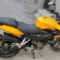 موتور ان اس ۲۰۰ زرد کاربراتور ترقه پلمپ