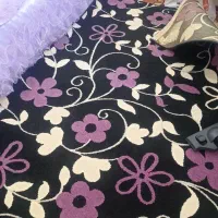 گلیم فرش و لحاف همرنگ تعویض هم دارم