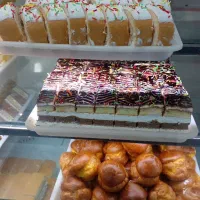 شیرینی فروشی خورده فروشی و عمده