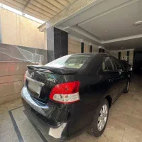 تویوتا یاریس صندوق دار ۲۰۱۰