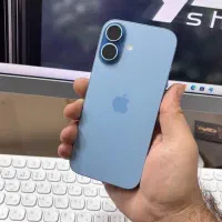 ایفون ۱۷ نرمال