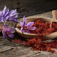 زعفران طلایی