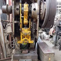 پرس ۲۵ تن روسی|ماشین‌آلات صنعتی|اصفهان, الهیه|دیوار