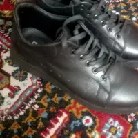 کفش راحتی طبی‌ومجلسی