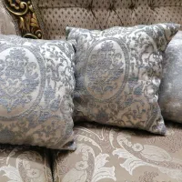 کوسن طرح دار و ساده