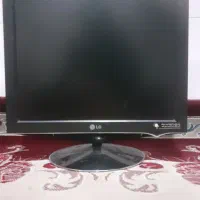 کامپیوتر با تمامی لوازم