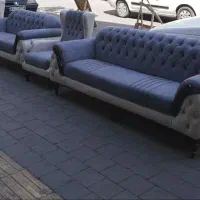 مبل.     هانیه