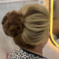 شینیون کار|خدمات آرایشگری و زیبایی|ماهدشت, |دیوار