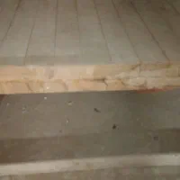 میز کاربرای پاک کردن بادام وفندق آجیل