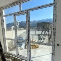 کارگاه تولید درب وپنجره های دوجدارهupvcوتوری پلیسه