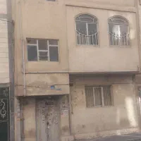 خانه-ویلایی-در-دو-نیم-طبقه