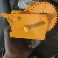 وینچ دستی
