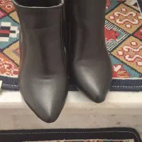 بوت سایز ۳۷