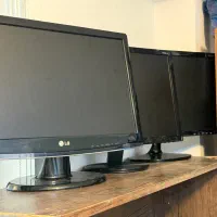 سه عدد مانیتور با تضمین عودت وجه بمدت ۷۲ ساعت ۳۶ م