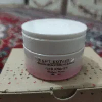کرم آبرسان روشن کننده و کرم شب|آرایشی، بهداشتی، درمانی|تهران, بریانک|دیوار