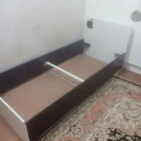 تخت خواب 1 نفره با تشک در حد نو