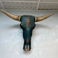 مجسمه کله گاومیش دکوری ( با طراحی خاص روی رزین )