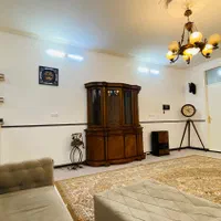 اجاره ویلایی مستقل تمیز  روزانه هفتگی|اجارهٔ کوتاه‌مدت آپارتمان و سوئیت|قم, قلعه یزدیها|دیوار