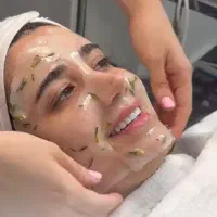 پاکسازی پوست با قیمت استسنائی