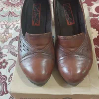 کفش چرم طبیعی در حد نو سایز ۳۹