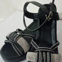 صندل|کیف، کفش، کمربند|زابل, |دیوار