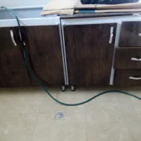 کابینت فلزی تمیز درجه ۱