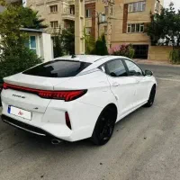کی ام سی j7  مدل ۱۴۰۳