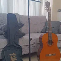 گیتار c40 با کیفیت صدای خوب/ پایه گیتار و نت/کاور