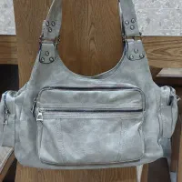 کیف|کیف، کفش، کمربند|ازنا, |دیوار