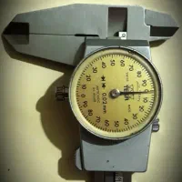 کرسی لامپی ناسیونال ژاپنی و تعدادی جنس آنتیک|کلکسیون اشیاء عتیقه|بومهن, |دیوار