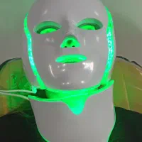 ماسک LED  هفت رنگ و دستگاه بخور صورت