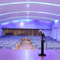 اجاره سالن همایش|اجارهٔ کوتاه‌مدت دفتر کار و فضای آموزشی|تهران, سنائی|دیوار