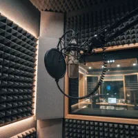 آموزش تخصصی و اسپانسری در دنیای موسیقی و صدا