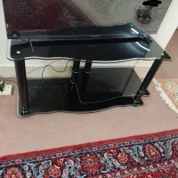 میز تلویزیون شیشه ای