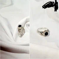 انگشتر نقره دست دلبر
